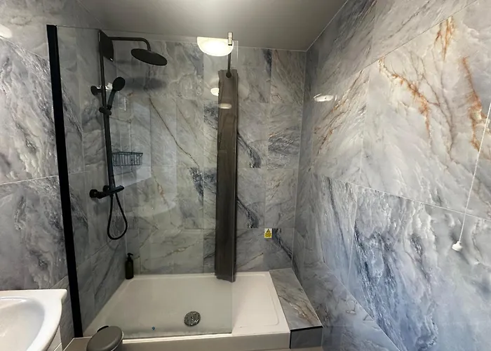 Marton Apartments Marton-in-Cleveland