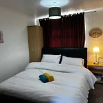 Marton Apartments *